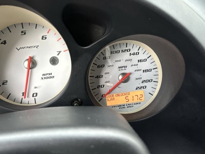 2004 Dodge Viper SRT10