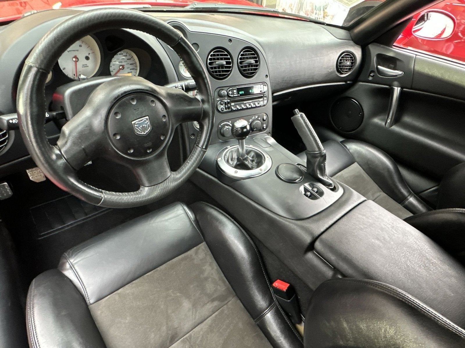 2004 Dodge Viper SRT10