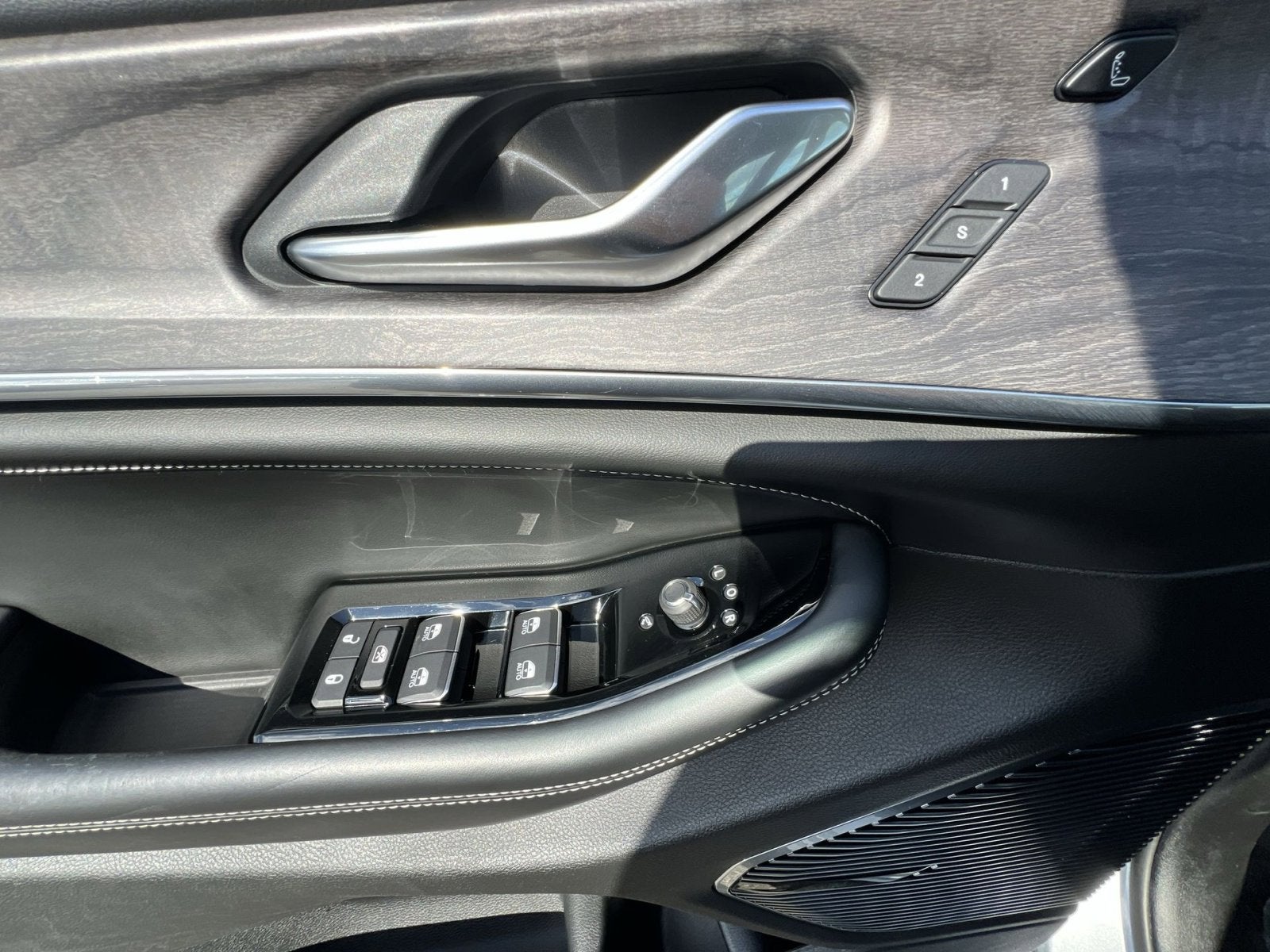 2023 Jeep Grand Cherokee Overland