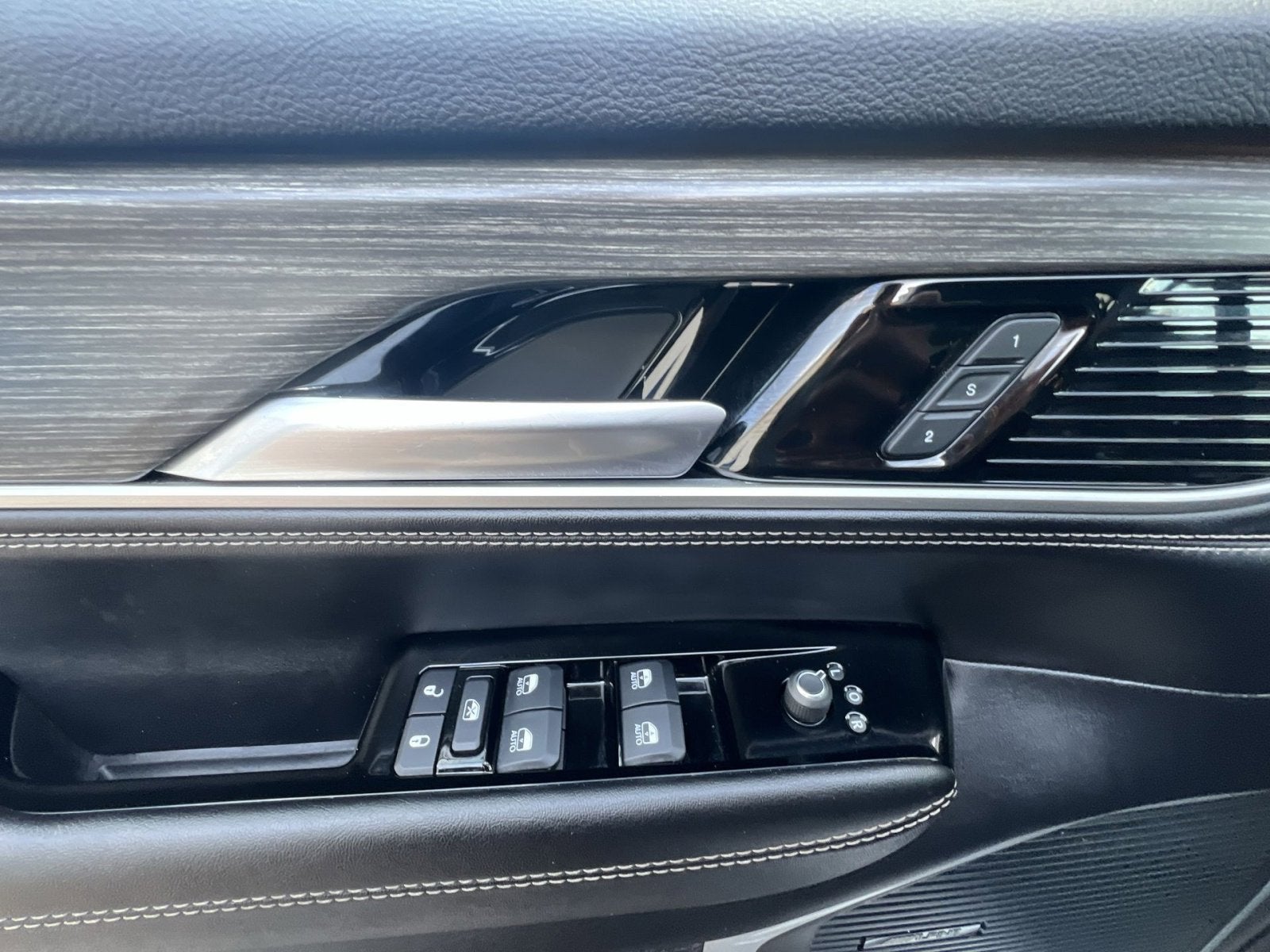 2024 Jeep Wagoneer Series III
