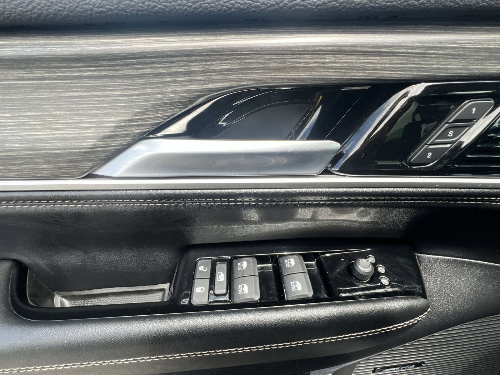 2024 Jeep Wagoneer Series III