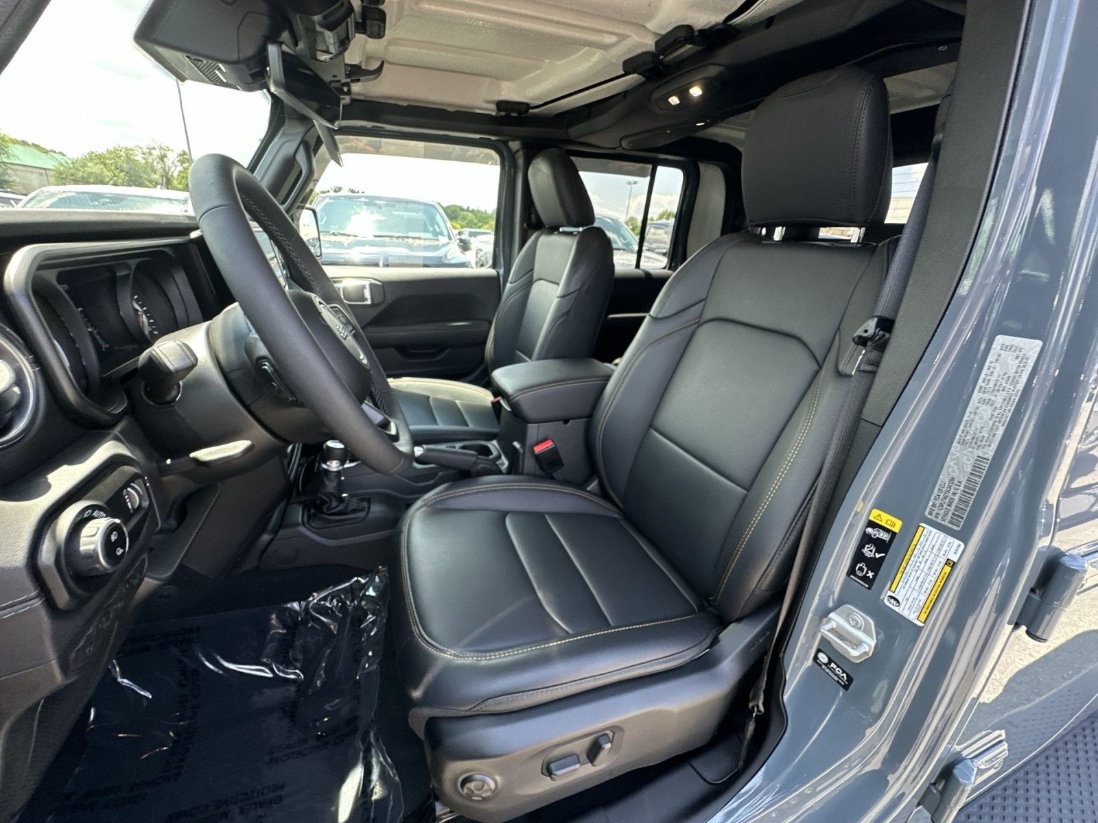 2025 Jeep Gladiator High Tide