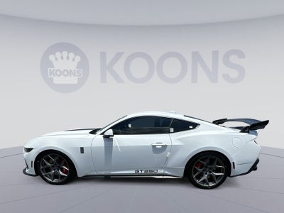 2026 Ford Mustang Shelby GT350 Supercharged