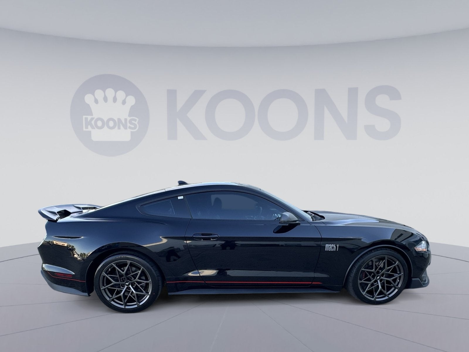 2022 Ford Mustang Mach 1