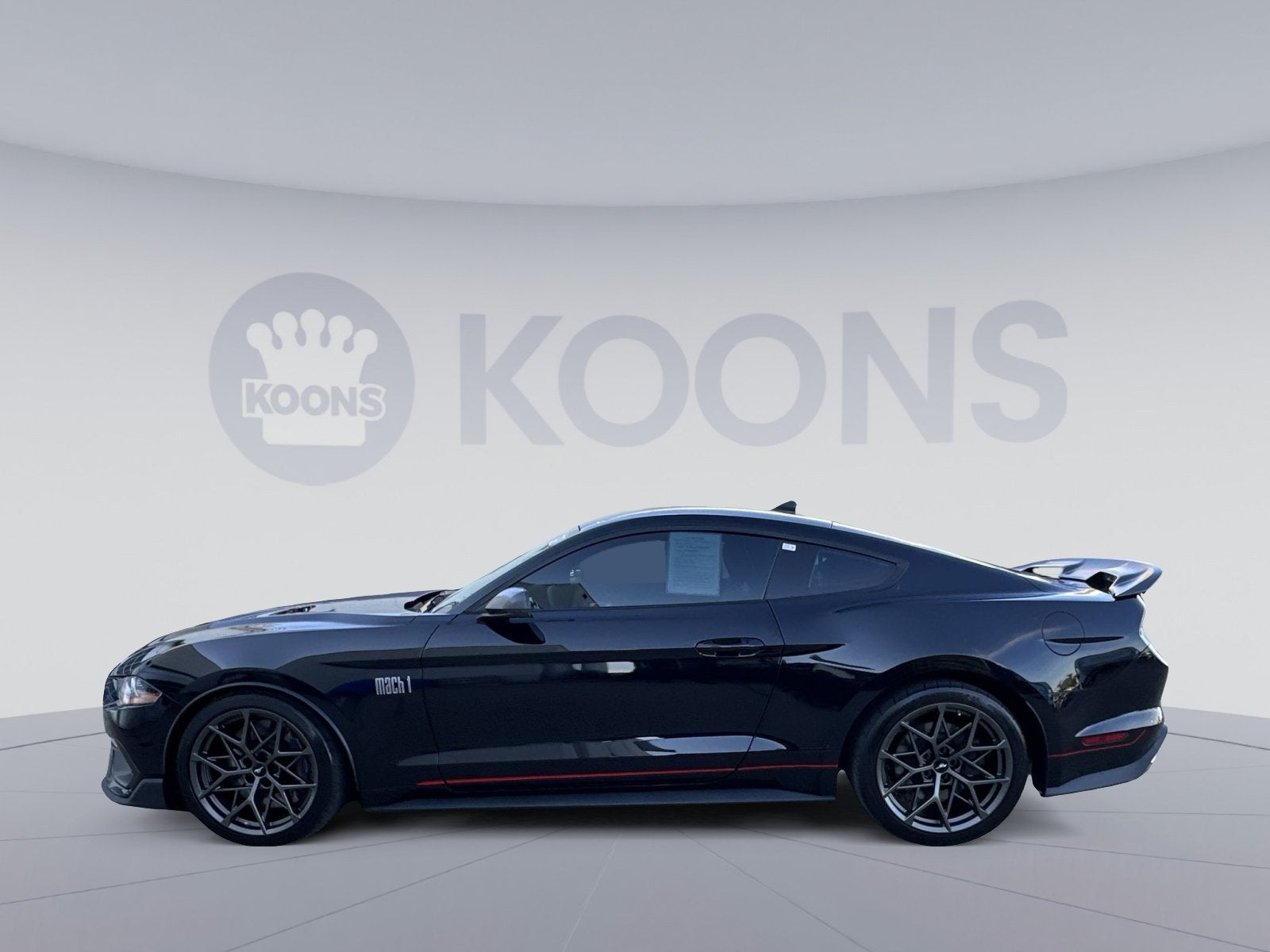 2022 Ford Mustang Mach 1