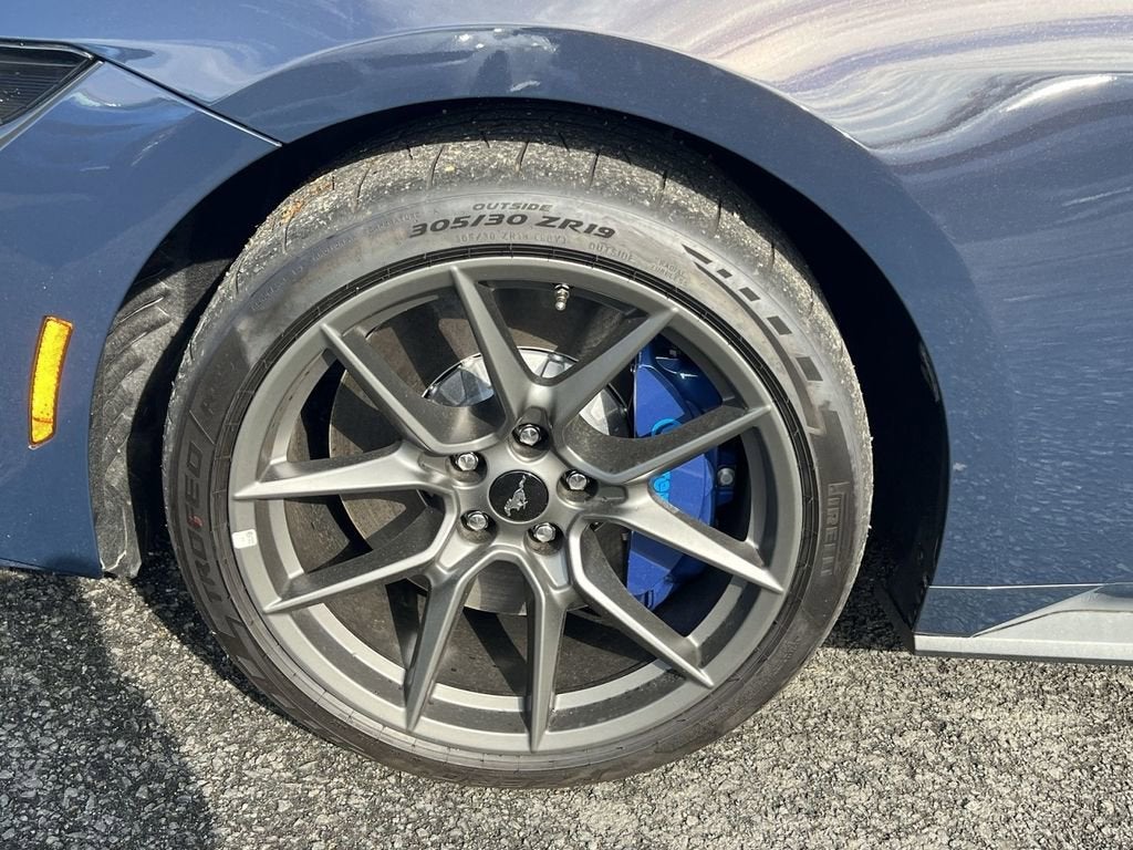 2025 Ford Mustang Dark Horse