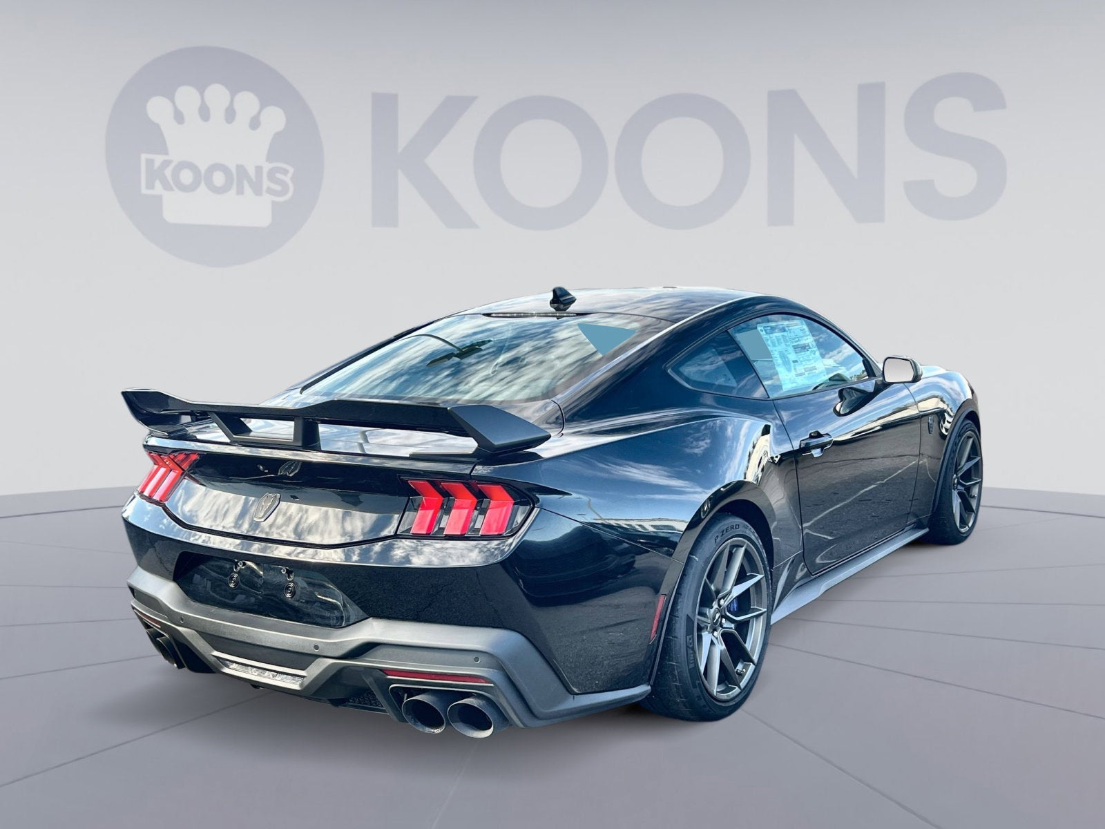 2025 Ford Mustang Dark Horse