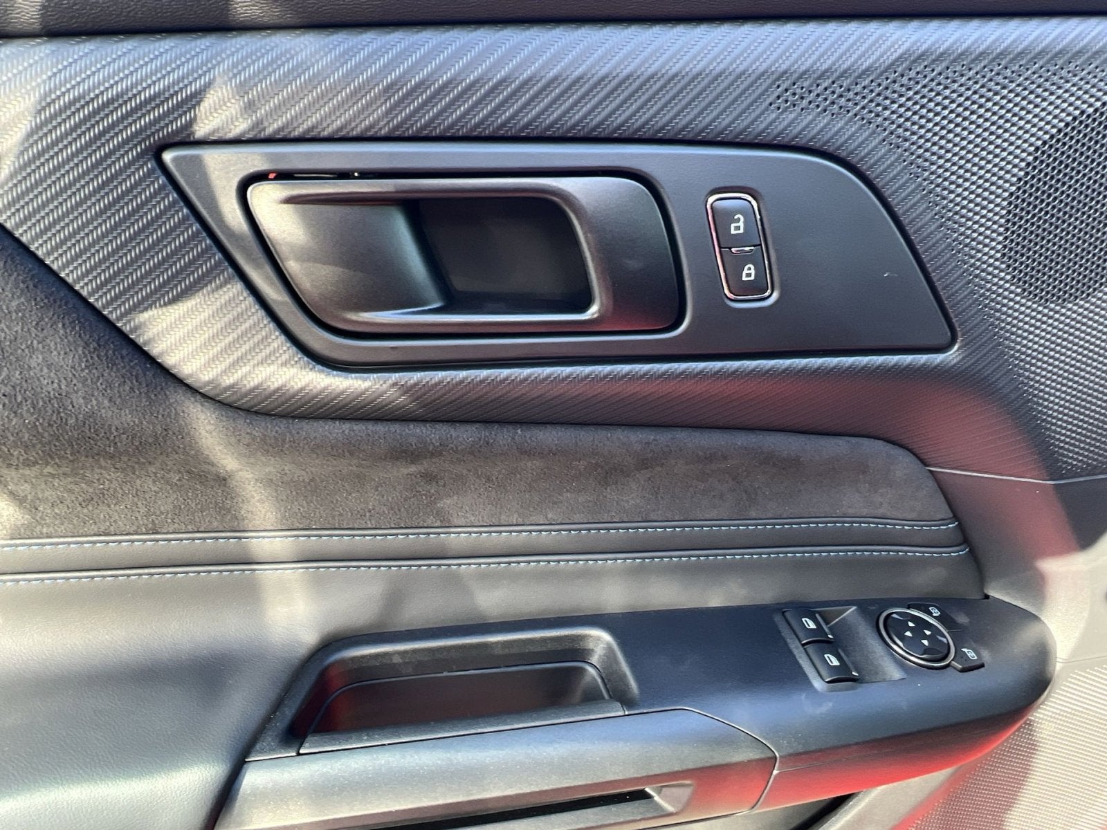 2025 Ford Mustang Dark Horse