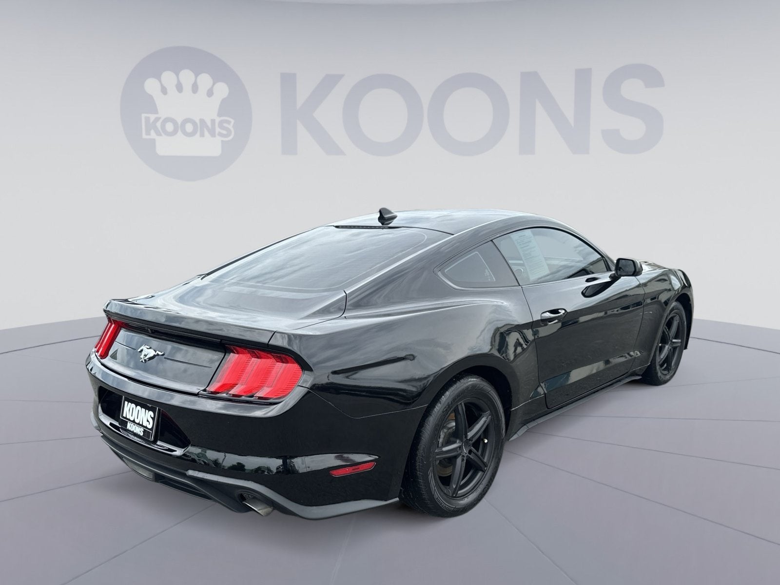 2022 Ford Mustang EcoBoost