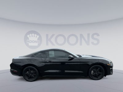2022 Ford Mustang EcoBoost