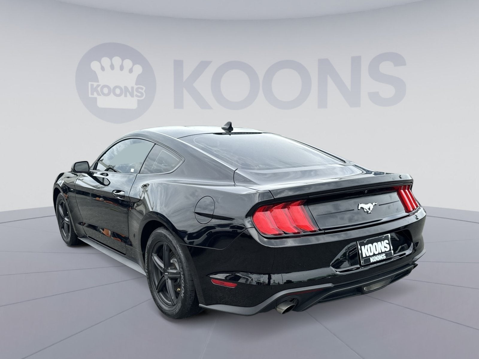 2022 Ford Mustang EcoBoost