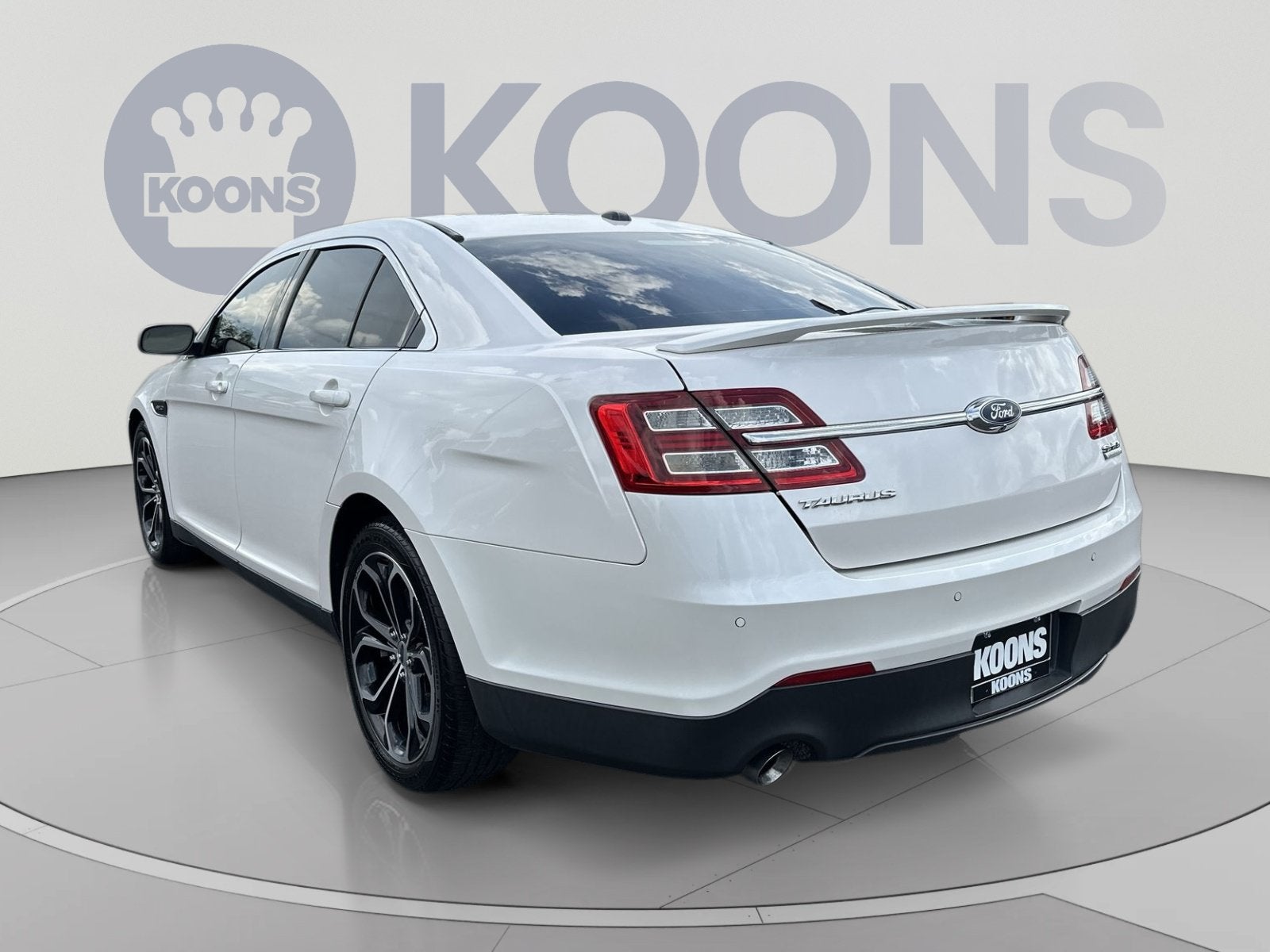 2018 Ford Taurus SHO