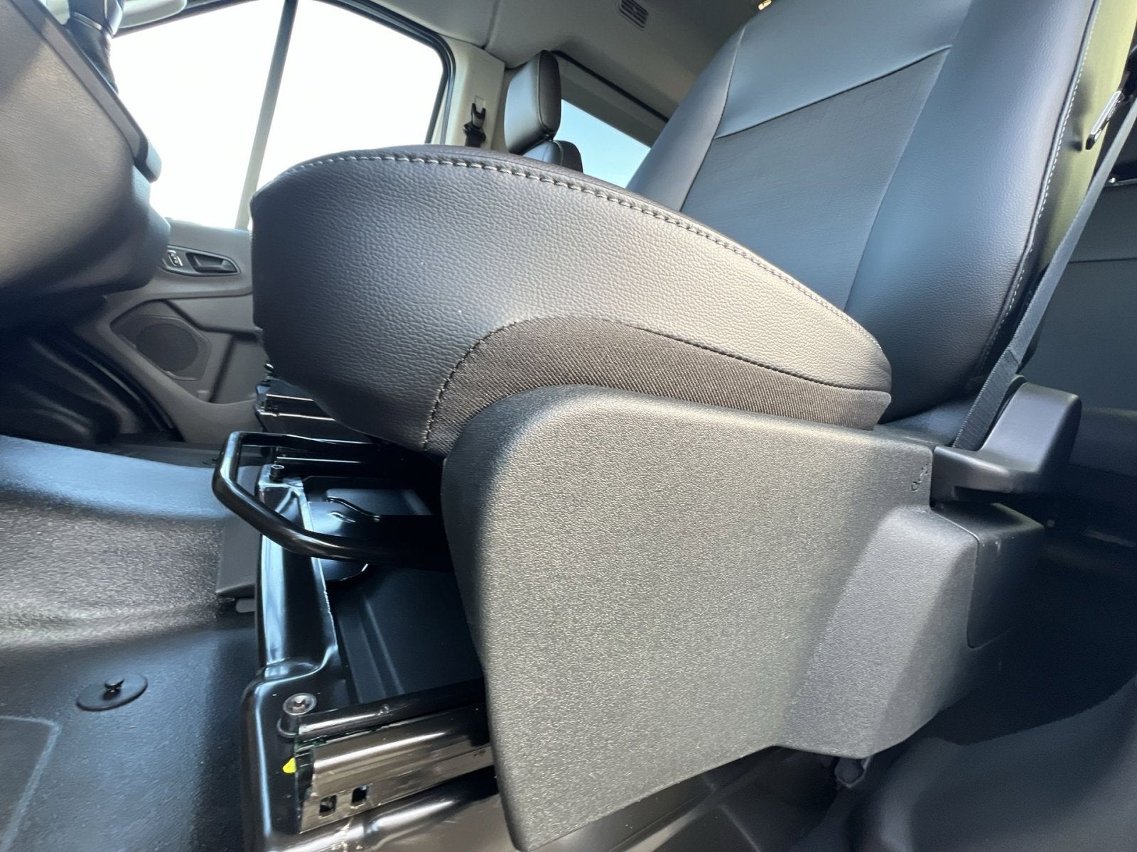 2026 Ford Transit-350 XL