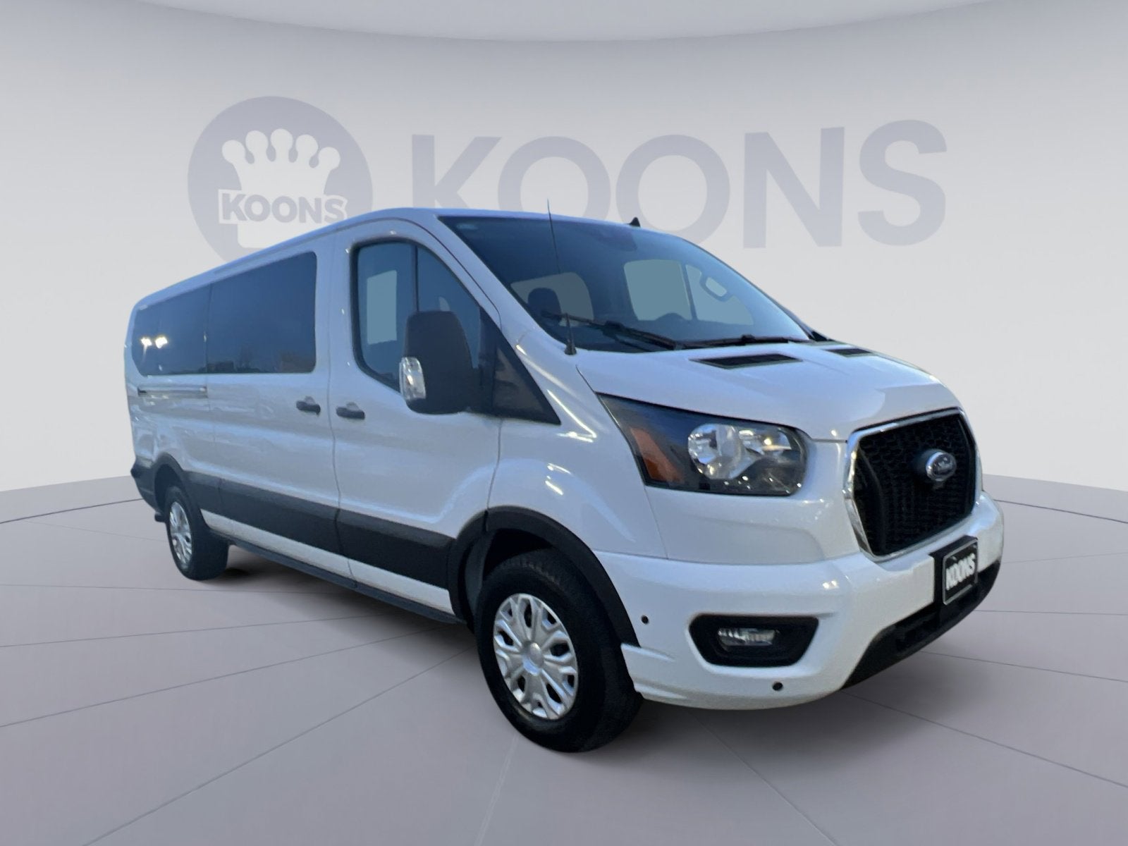 2024 Ford Transit-350 XLT