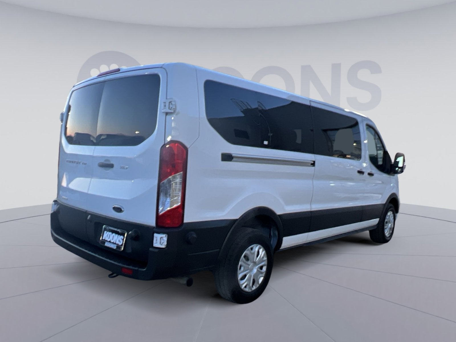 2024 Ford Transit-350 XLT