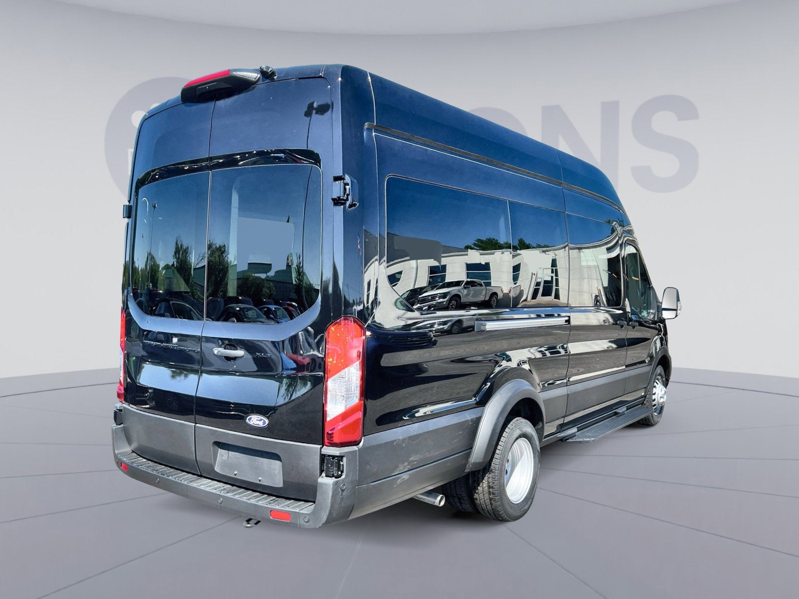 2026 Ford Transit-350 XLT