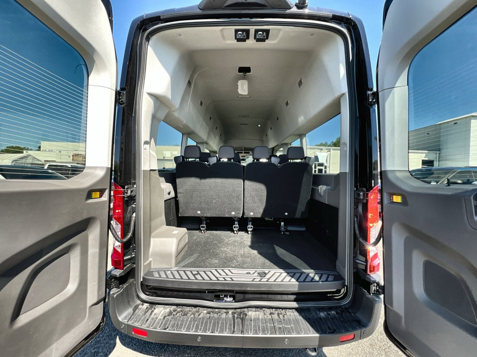 2026 Ford Transit-350 XLT