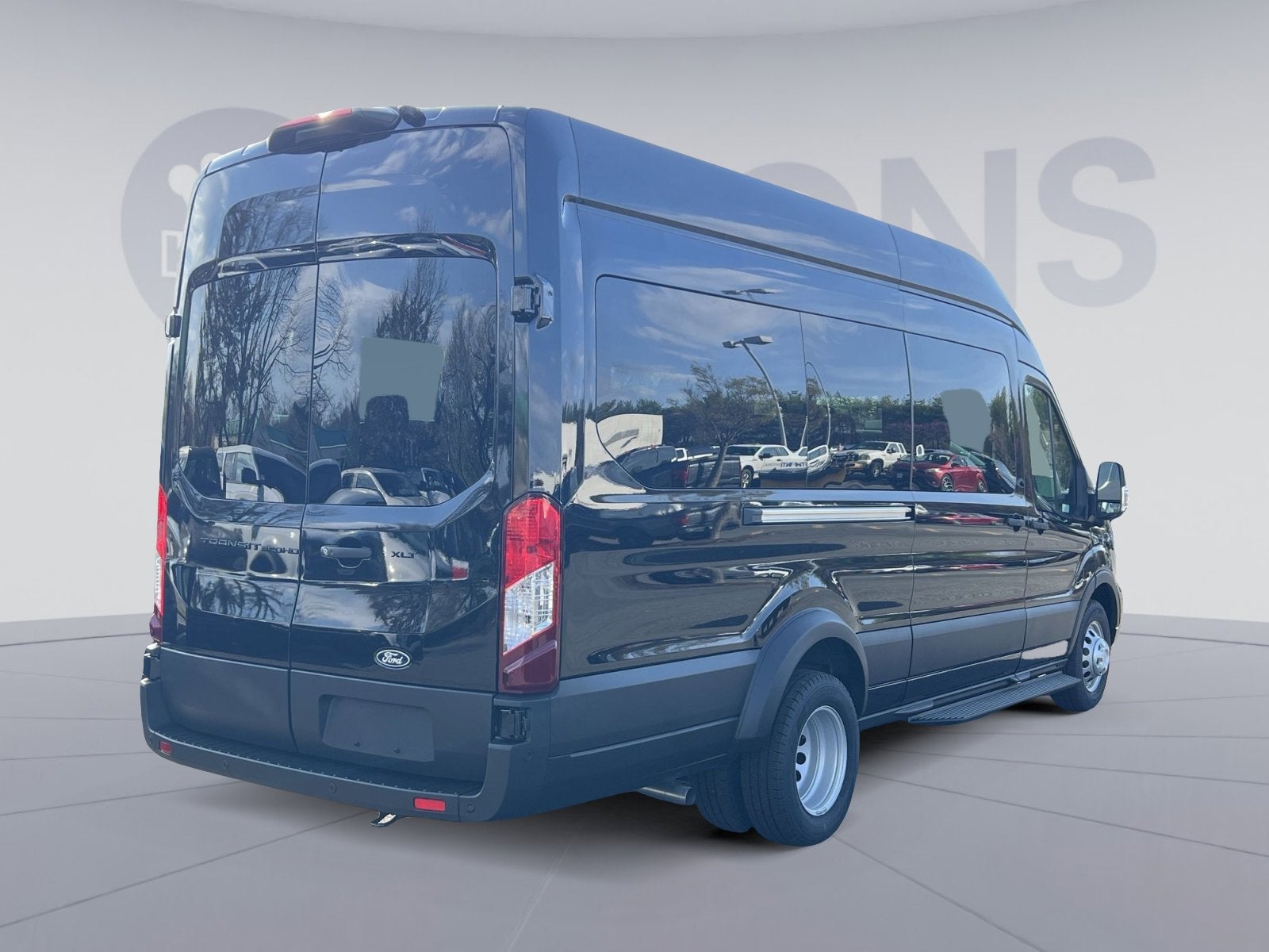 2026 Ford Transit-350 XLT