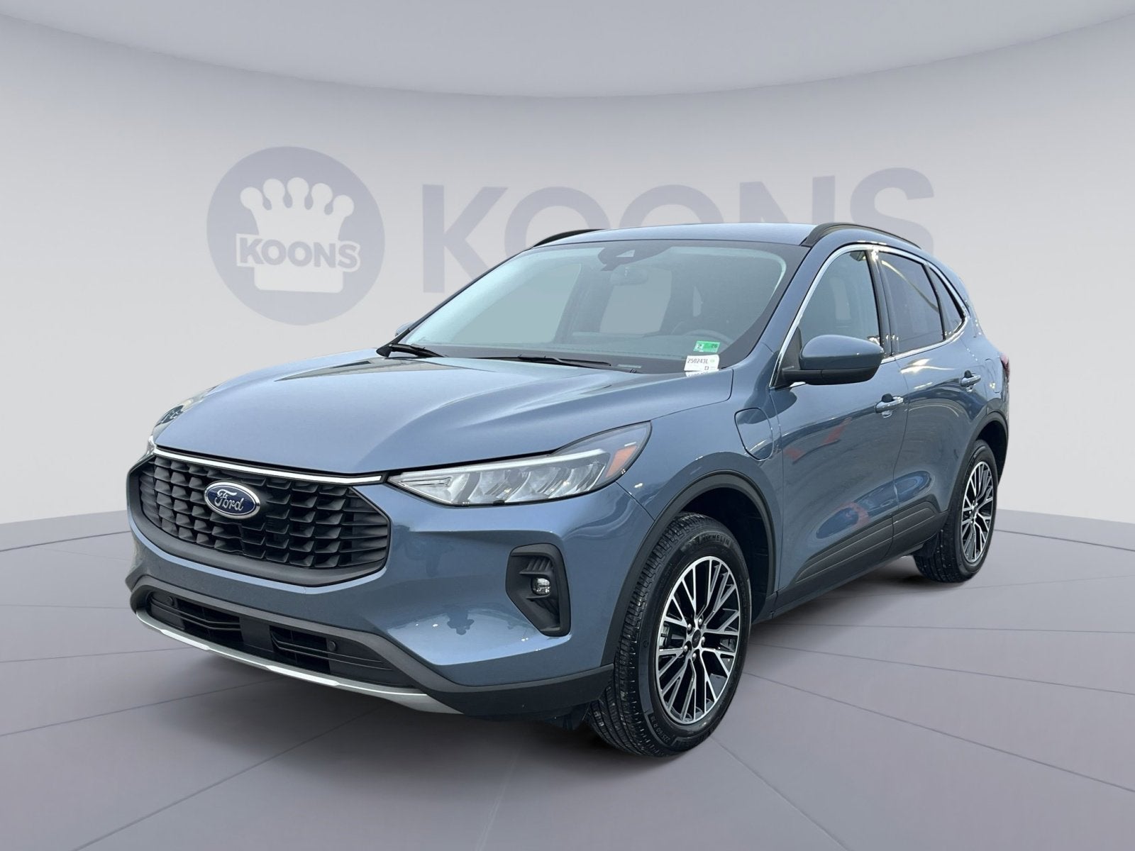 2025 Ford Escape Plug-In Hybrid Base