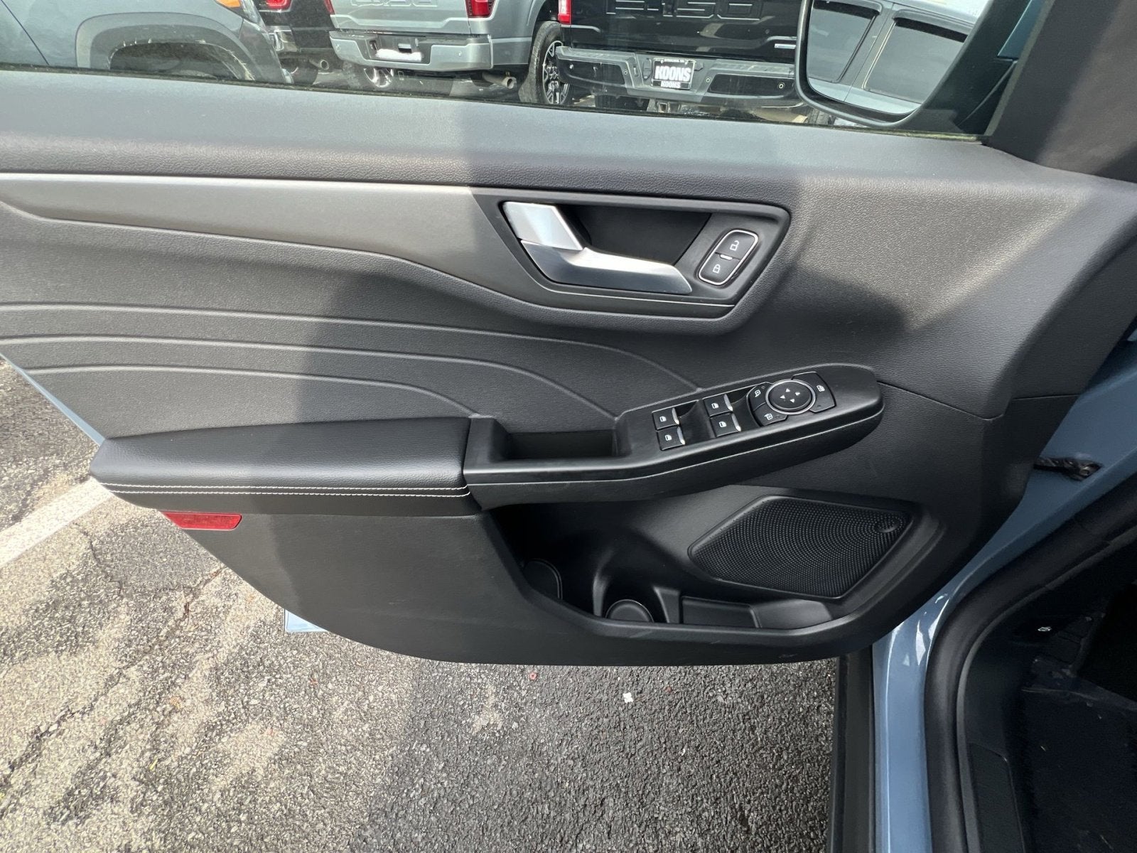 2025 Ford Escape Plug-In Hybrid Base