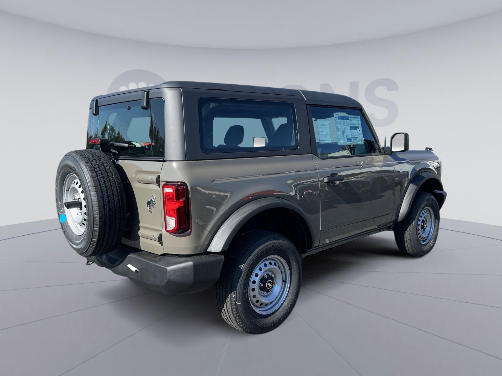 2025 Ford Bronco Base
