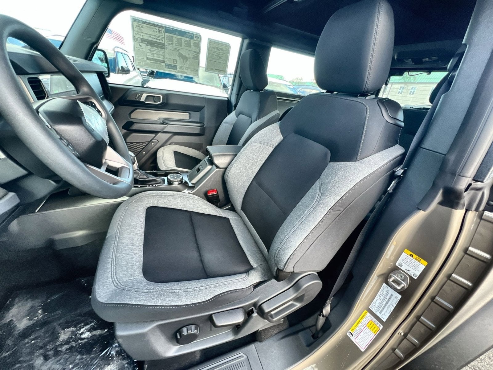 2025 Ford Bronco Base