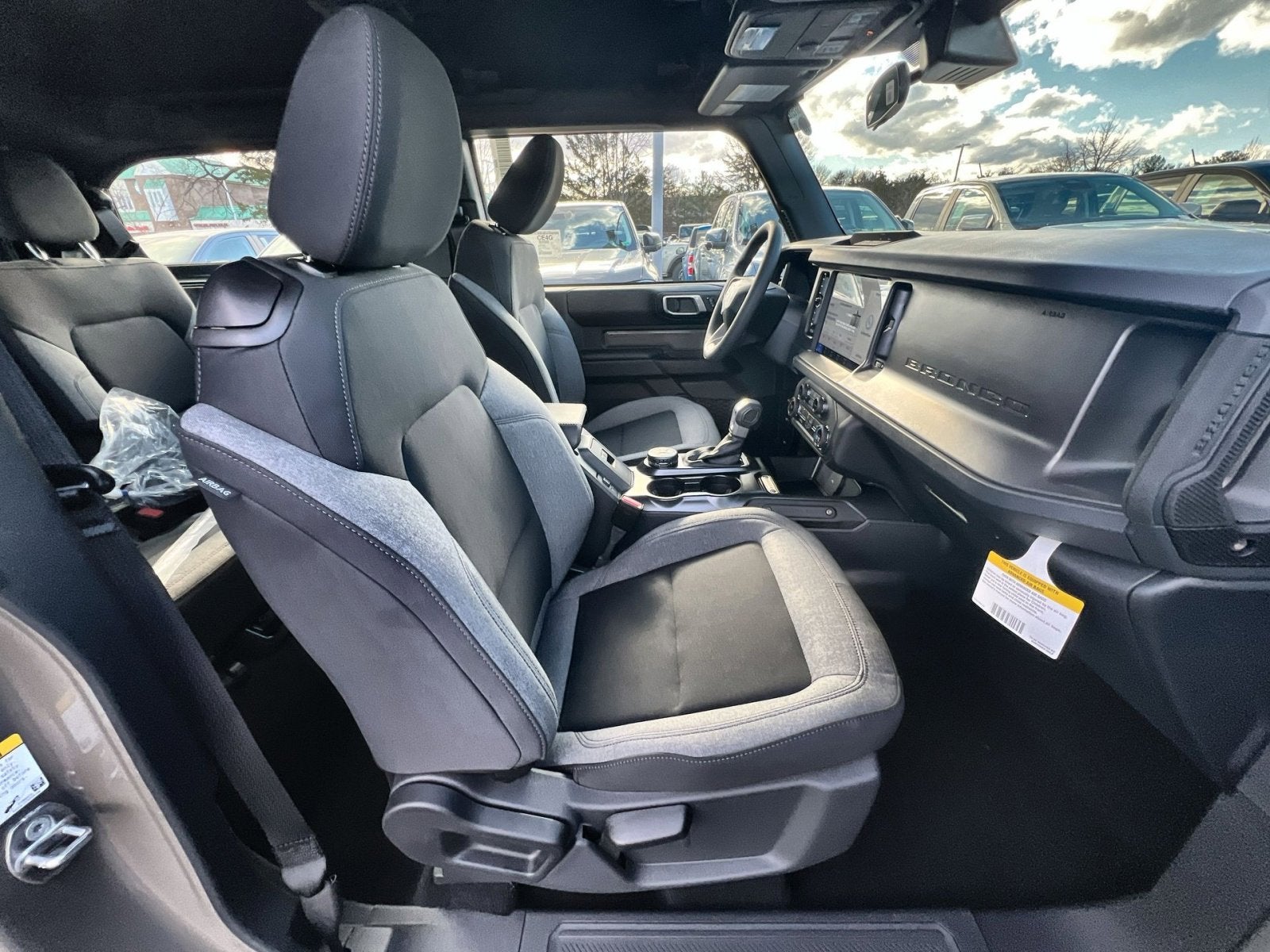 2025 Ford Bronco Base