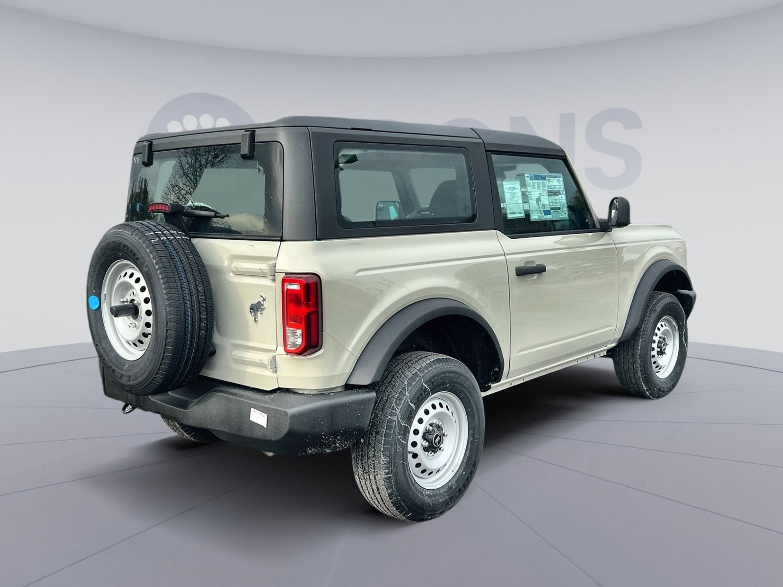 2025 Ford Bronco Base