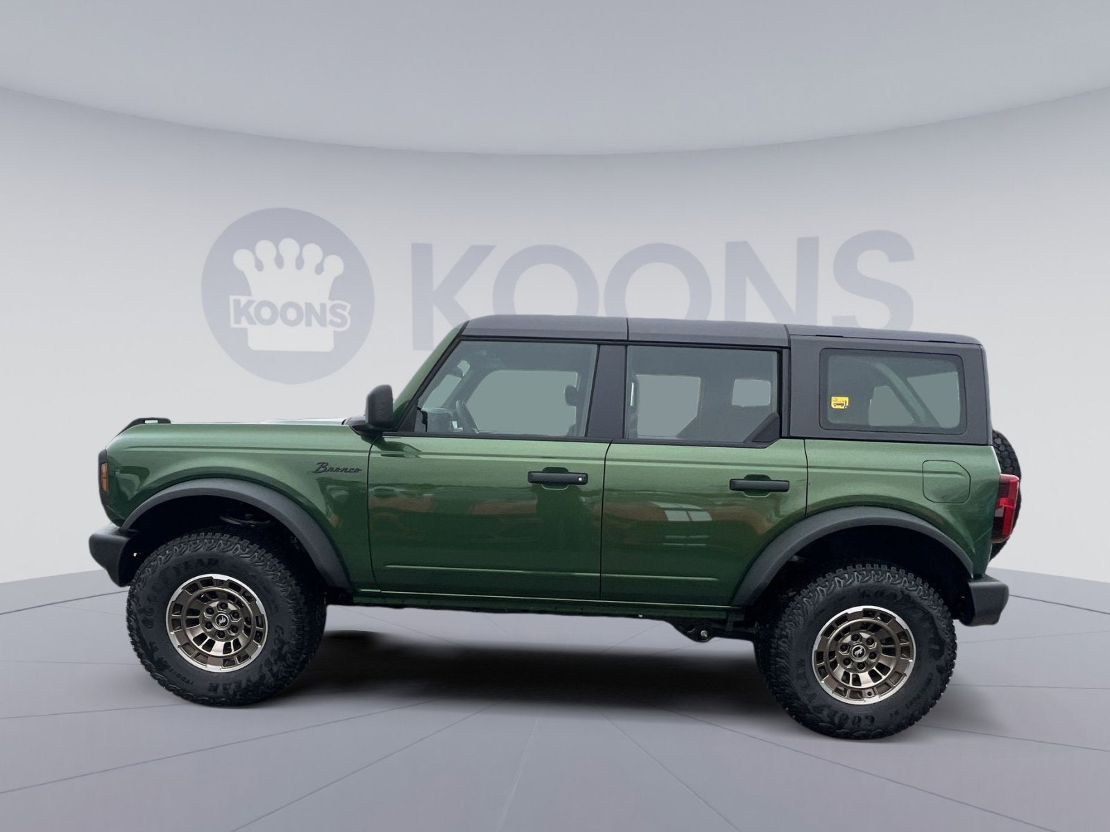 2025 Ford Bronco Base