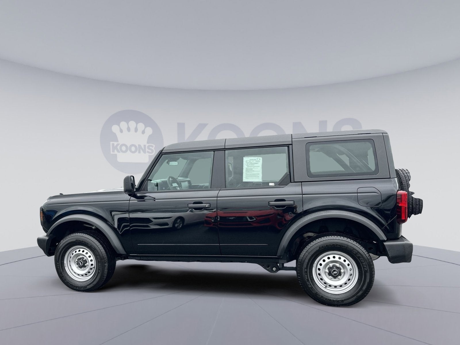 2025 Ford Bronco Base