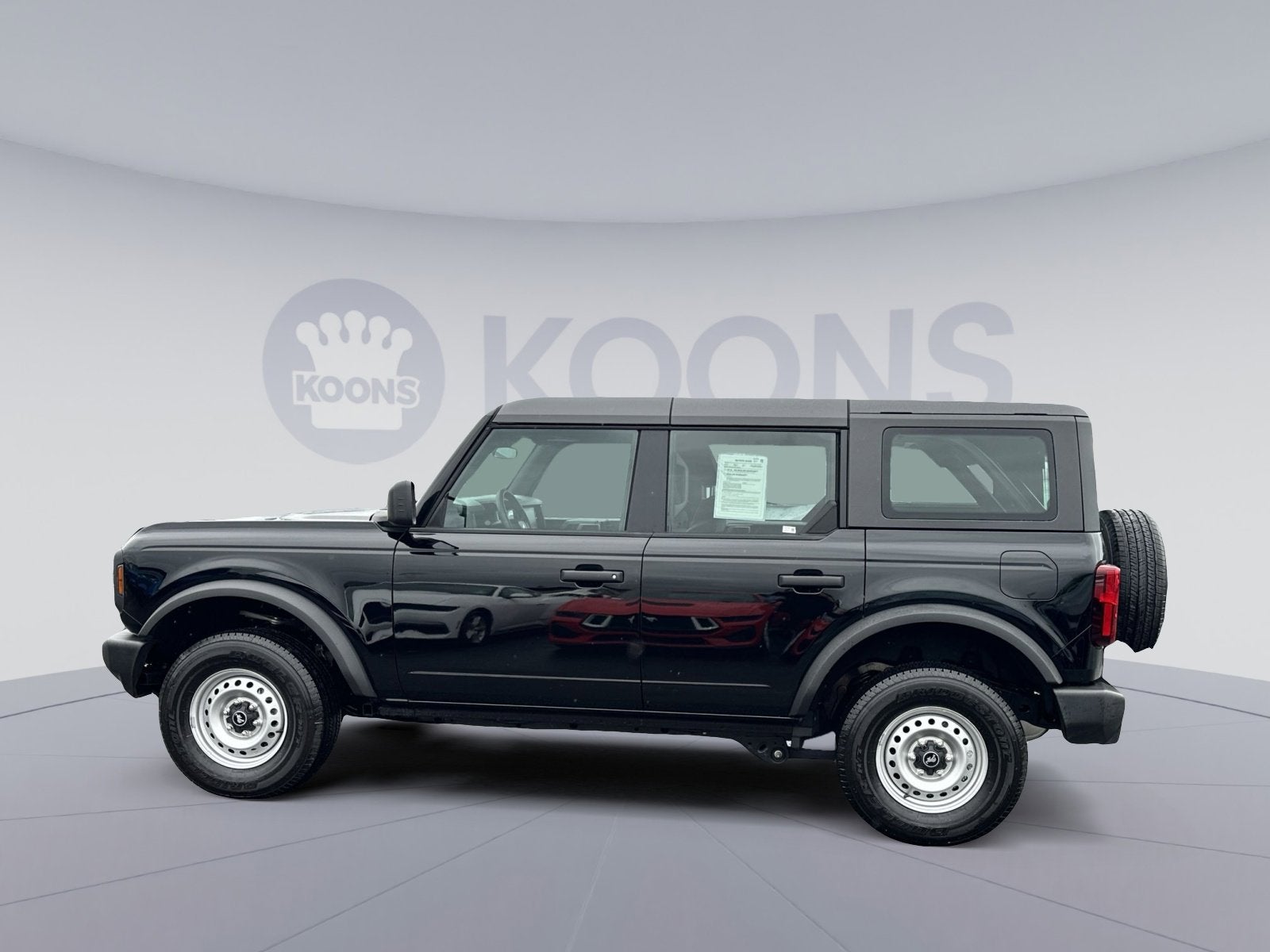 2025 Ford Bronco Base