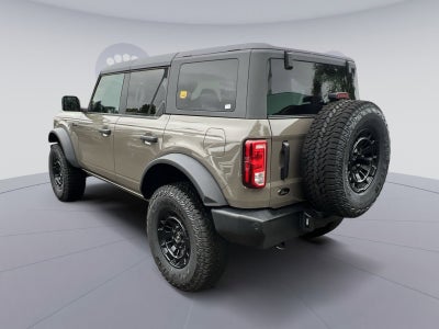 2026 Ford Bronco Custom Garage Matte Black Pkg