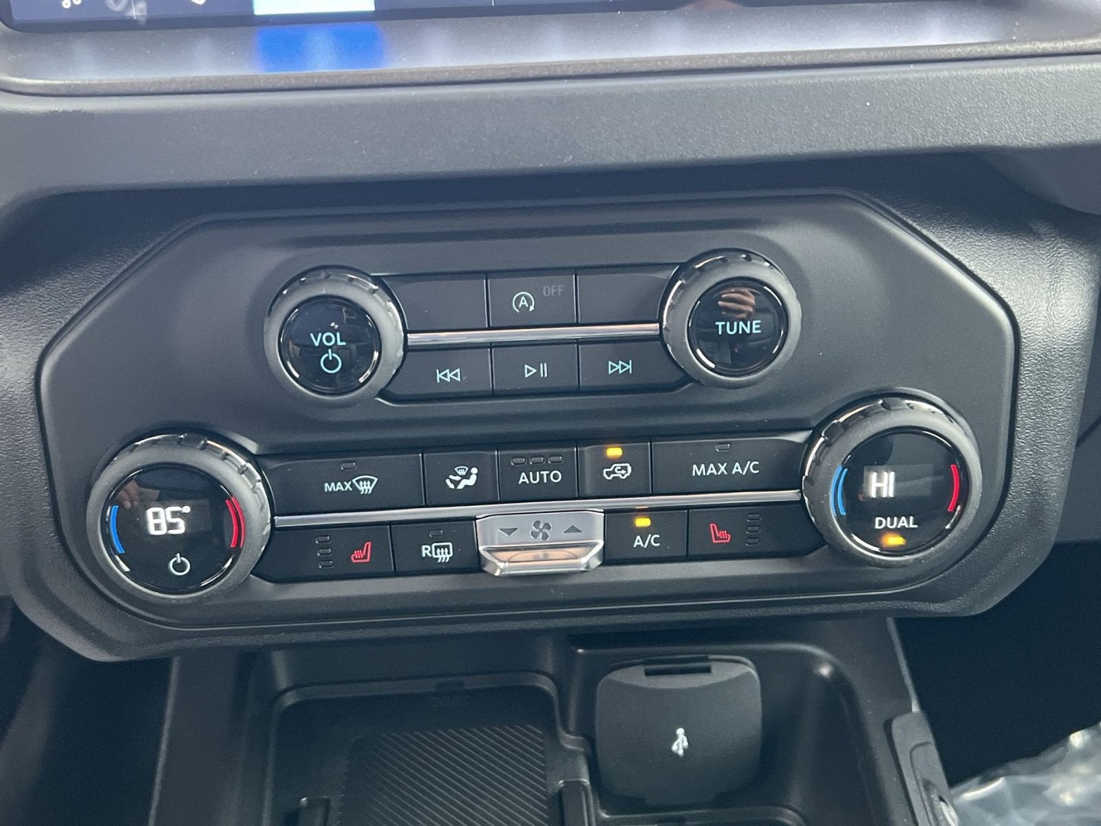 2026 Ford Bronco Custom Garage Matte Black Pkg