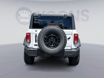 2026 Ford Bronco Custom Garage Matte Black Pkg