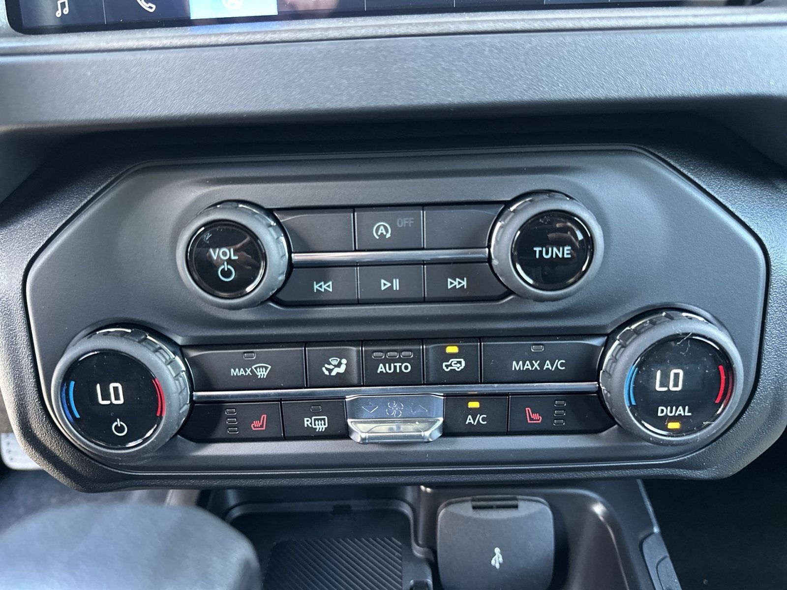 2026 Ford Bronco Custom Garage Matte Black Pkg