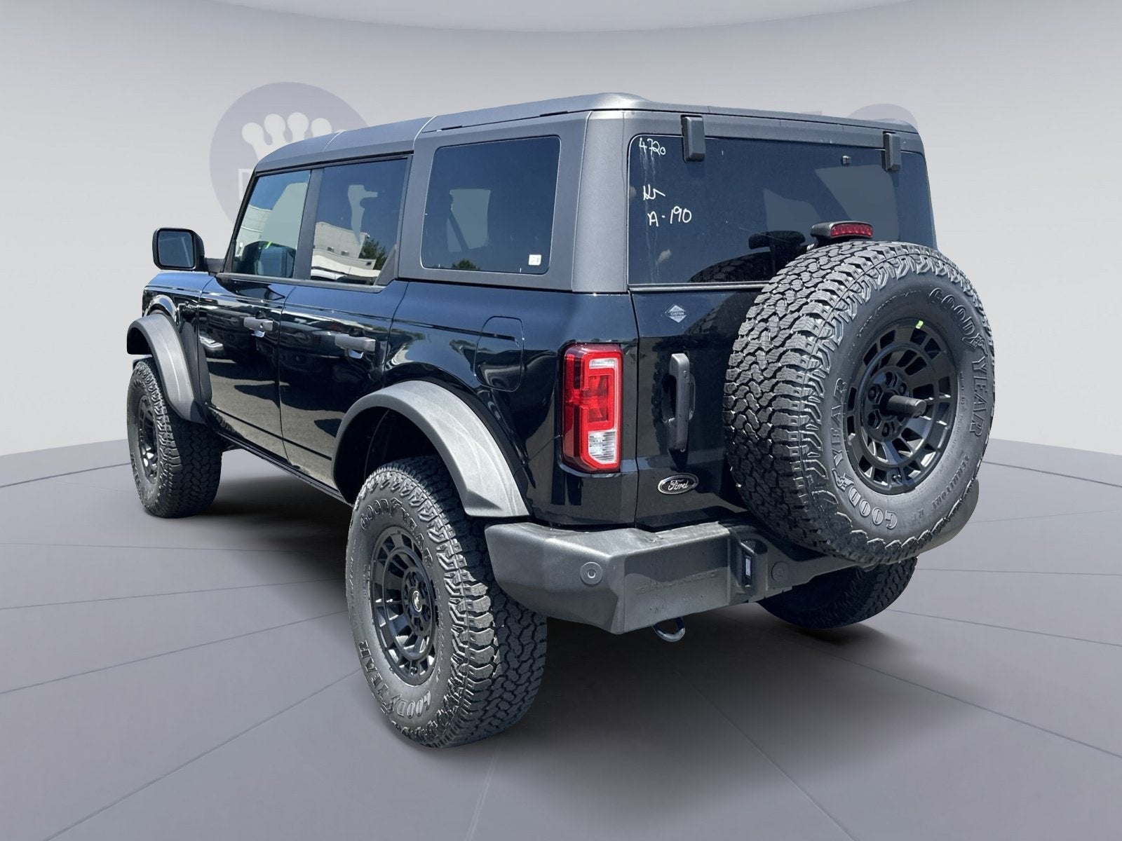 2026 Ford Bronco Custom Garage Matte Black Pkg