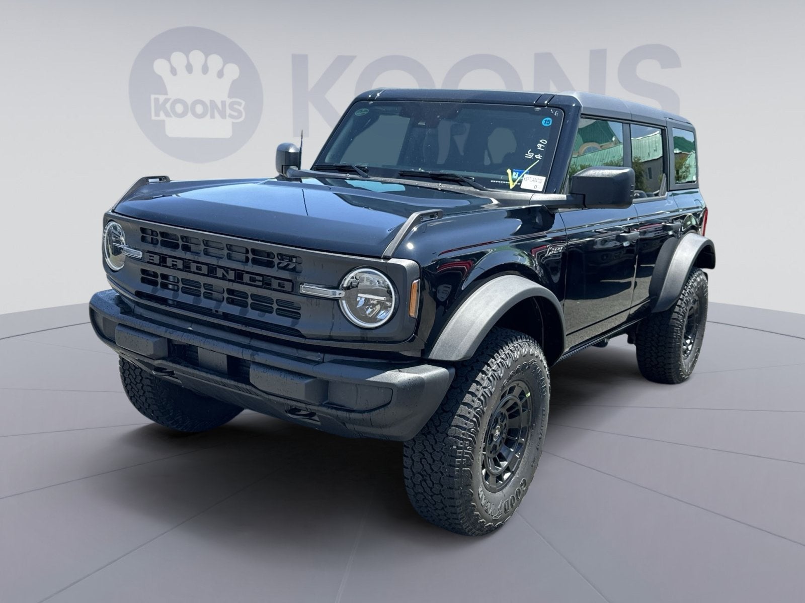 2026 Ford Bronco Custom Garage Matte Black Pkg