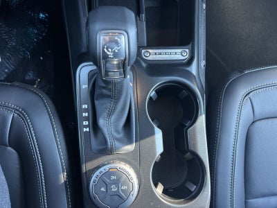 2026 Ford Bronco Outer Banks Dark Trail Black Pkg