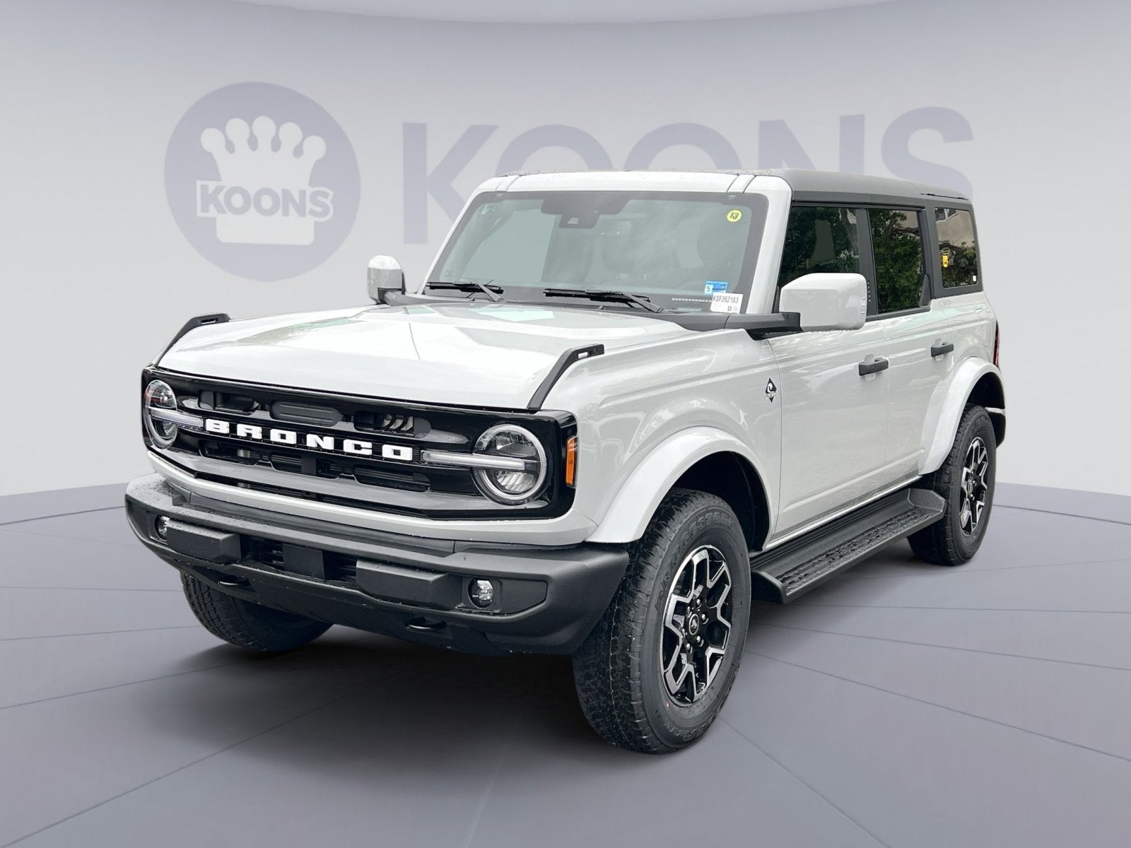 2026 Ford Bronco Outer Banks