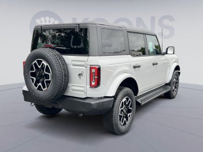 2026 Ford Bronco Outer Banks