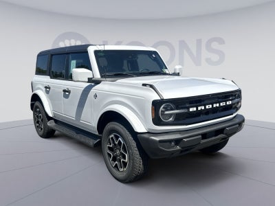 2026 Ford Bronco Outer Banks