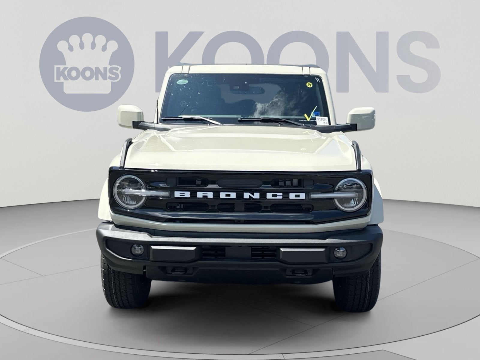 2026 Ford Bronco Outer Banks