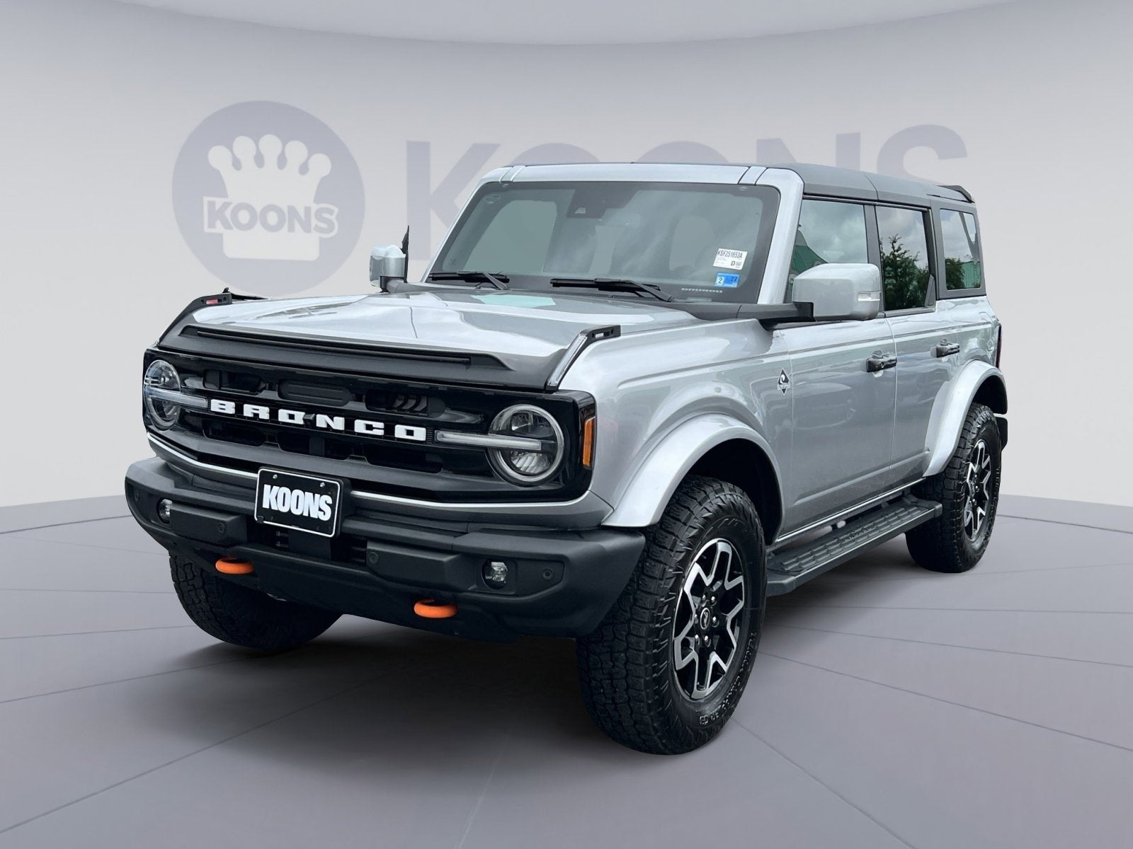 2024 Ford Bronco Outer Banks