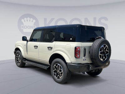 2026 Ford Bronco Outer Banks