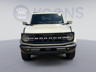 2026 Ford Bronco Outer Banks