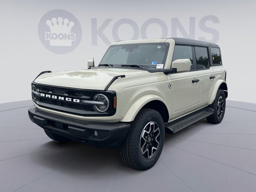 2026 Ford Bronco Outer Banks