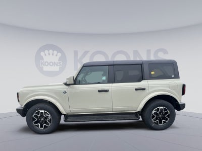 2026 Ford Bronco Outer Banks