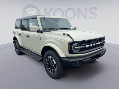 2026 Ford Bronco Outer Banks