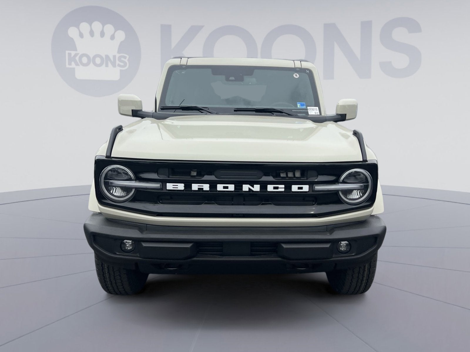 2026 Ford Bronco Outer Banks