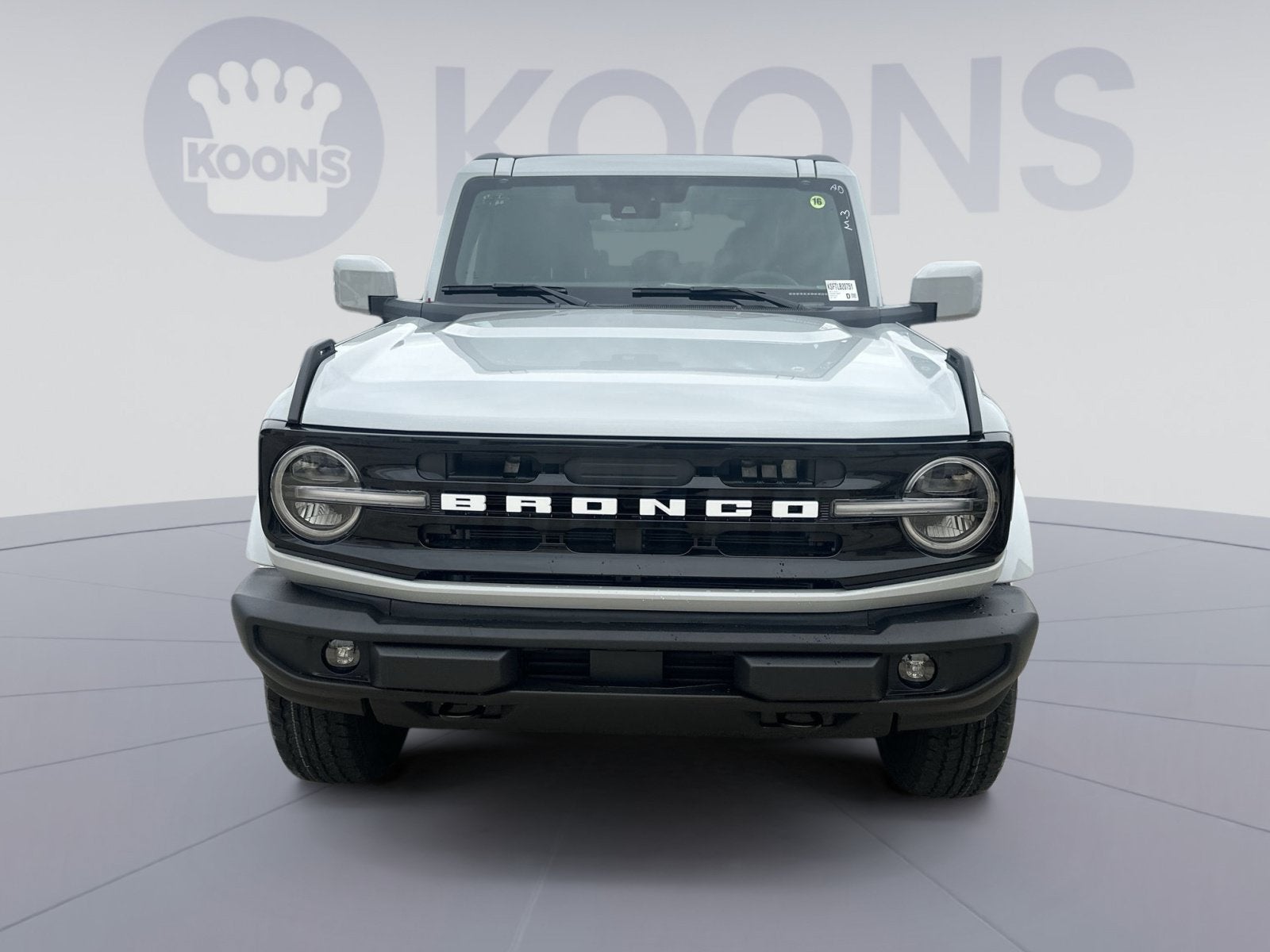 2026 Ford Bronco Outer Banks